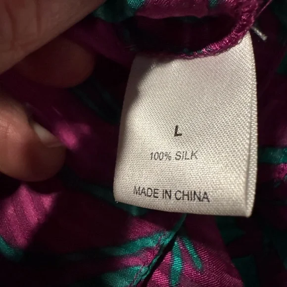 Zoa New York - Bloomingdale's Silk Blouse - Size Large - Picture 6 of 6